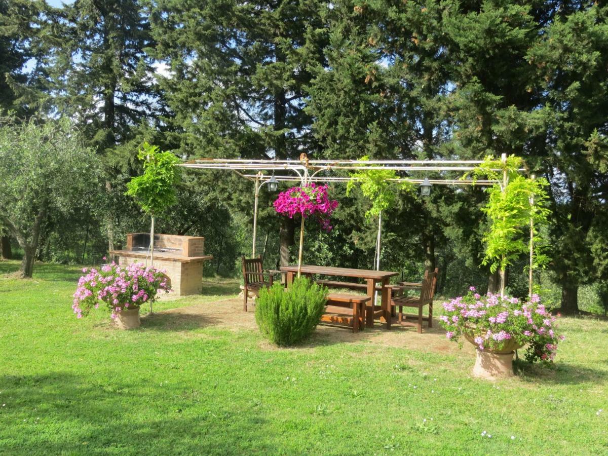 Agriturismo Podere La Casa Palaia Esterno foto