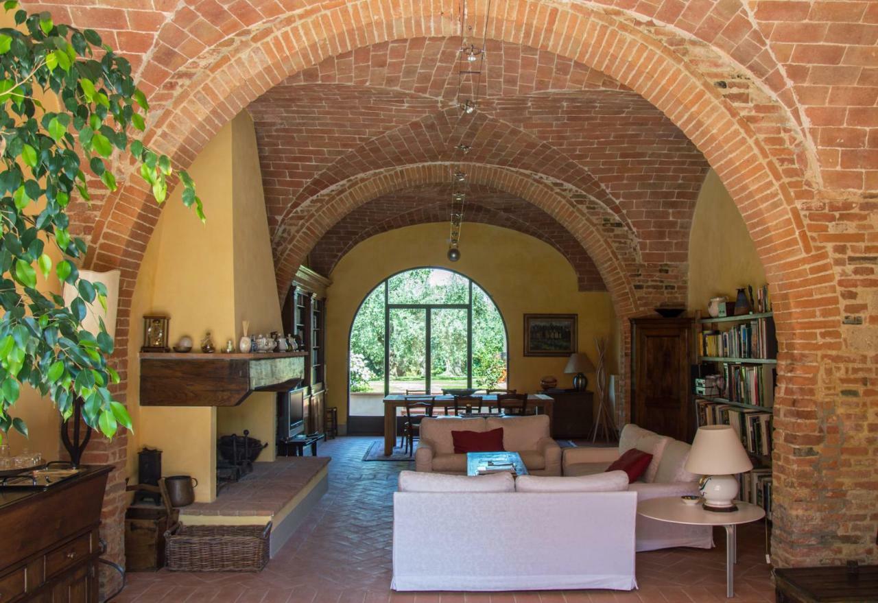 Agriturismo Podere La Casa Palaia Esterno foto