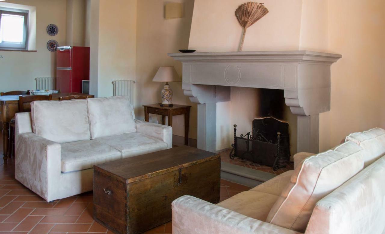 Agriturismo Podere La Casa Palaia Esterno foto