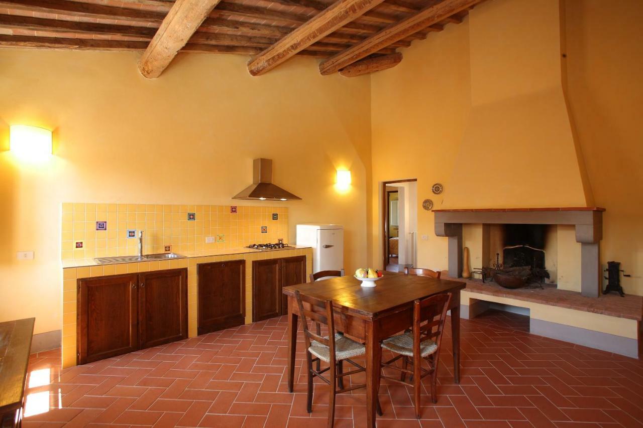 Agriturismo Podere La Casa Palaia Esterno foto
