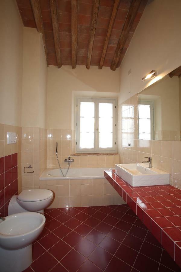 Agriturismo Podere La Casa Palaia Esterno foto